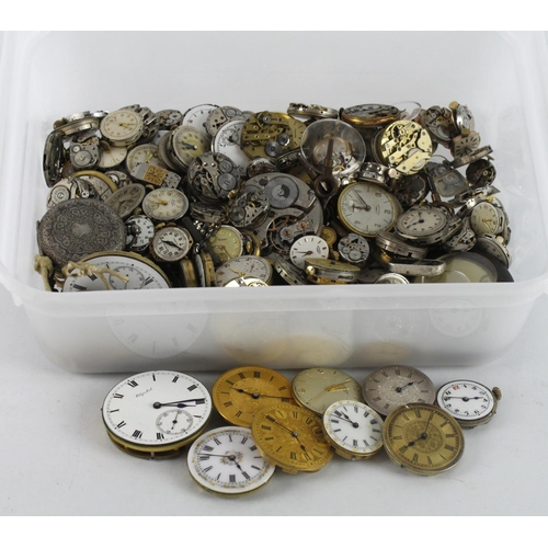 113 - Assortment of wristwatch/pocketwatch movements and dials. AF