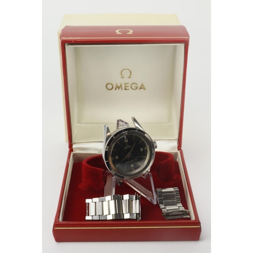 31 - Omega Seamaster 300 divers wristwatch, ref. 2913-5 SC, circa 1958. The matte black dial with applied... 
