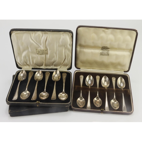 456 - Three boxes of silver spoons, eighteen items in all, they all have British hallmarks, total weight o... 