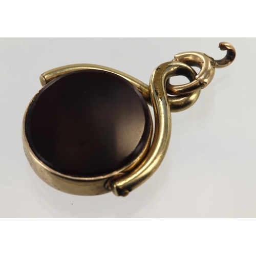 483 - Yellow gold (tests 10ct) swivel pocket watch fob, cornelian and bloodstone measure approx.. 20mm eac... 