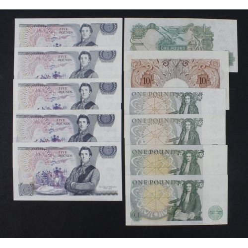 250 - Bank of England (11), high grade group, O'Brien 10 Shillings 1955, Page 1 Pound 1970, 1 Pound 1978 (... 
