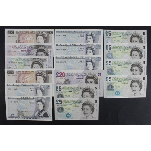 256 - Bank of England (16), Gill 10 Pounds (1) and 5 Pounds (5) including a consecutive run of 3, Kentfiel... 