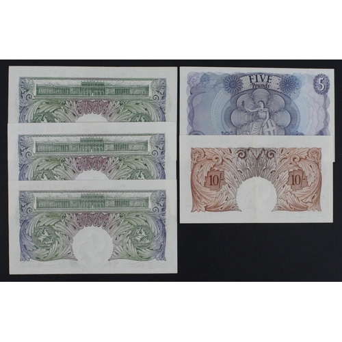 268 - Bank of England (5), Page 5 Pounds issued 1971 serial 76D 815322 (B324, Pick375c) Uncirculated, Beal... 