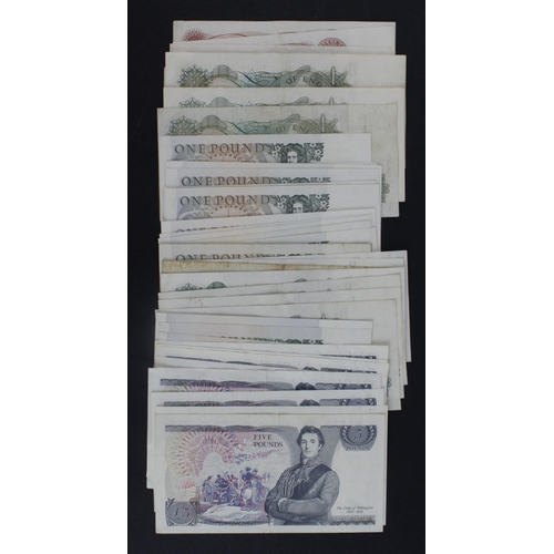271 - Bank of England (56), Fforde 10 Shillings (6), O'Brien 1 Pound (2), Hollom 1 Pound (2), Fforde 1 Pou... 