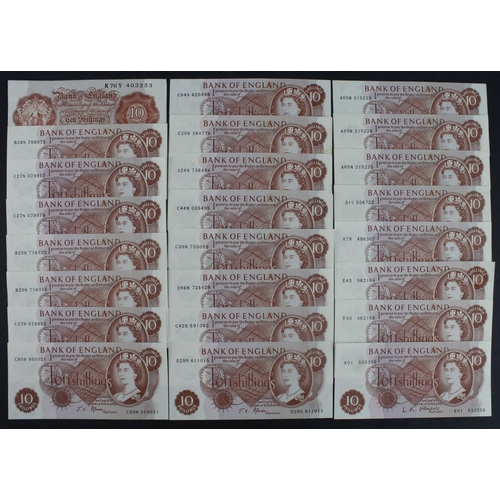 274 - Bank of England 10 Shillings (24), O'Brien Brittannia note (1), Portrait notes signed O'Brien (3), H... 