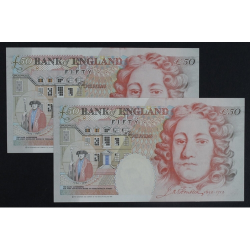 61 - Bailey 50 Pounds (B404) issued 2006 (2), a consecutively numbered pair, serial R66 476698 & R66 4766... 