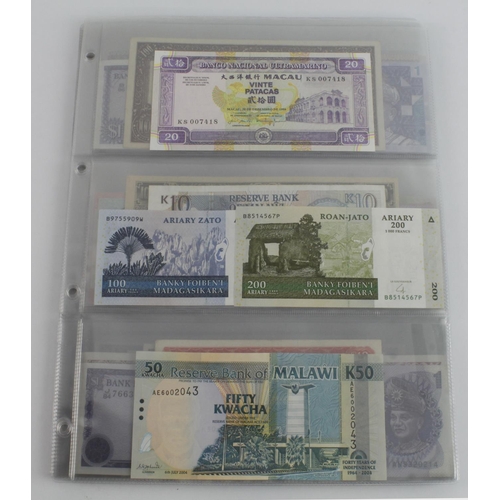 804 - World M (61), a collection from Macau to Mozambique with no duplication, including Malta 1 Pound 195... 