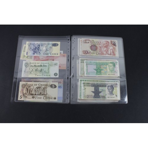 258 - Bank of England (22), collection in album sleeves including 3 x White 5 Pounds signed Peppiatt, Beal... 
