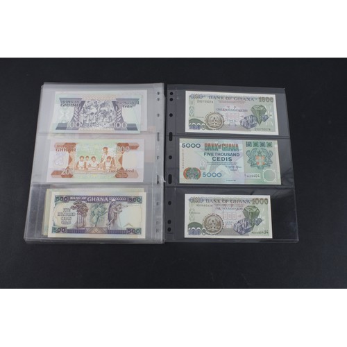 258 - Bank of England (22), collection in album sleeves including 3 x White 5 Pounds signed Peppiatt, Beal... 
