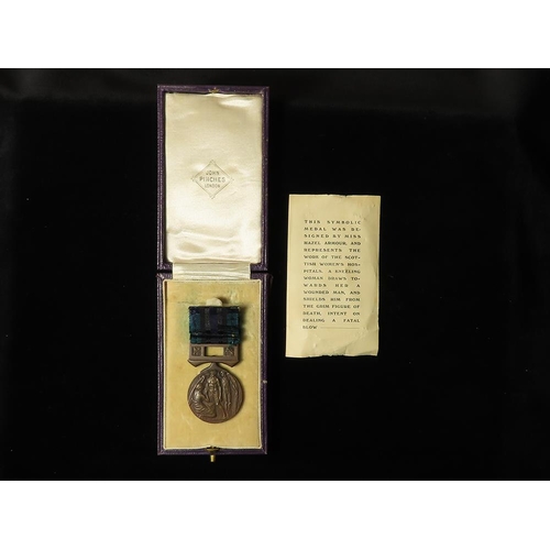 1064 - Suffragette related bronze Scottish Women's Hospitals medal 1914 in original John Pinches box of iss... 