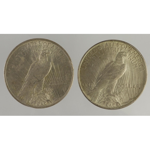 572 - USA Peace Silver Dollars (2): 1922 AU, and 1922 D EF