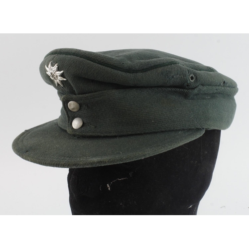 1079 - German Alpine Troops green field cap made by Bamberger