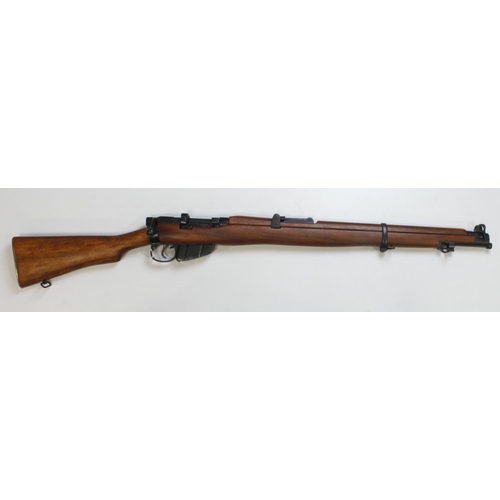 115 - Re-enactors REPLICA of a Great War SMLE Rifle, wooden stock, bolt cocks and dry fires, action made i... 