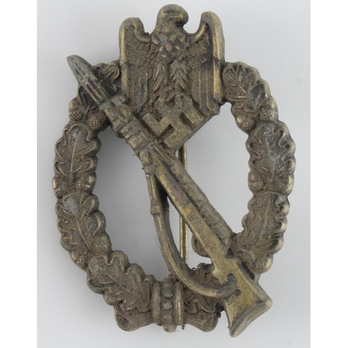 1243 - German WW2 Infantry Assault War badge.