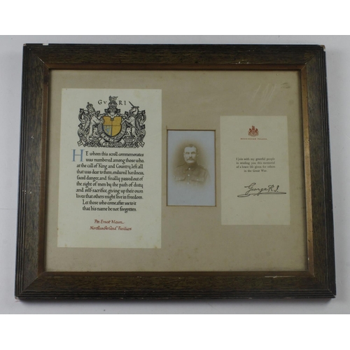 462 - WW1 framed casualty scroll with kings condolence letter and portrait photo to Ernest Mason, Northumb... 