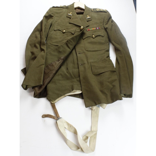 499 - WW2 captains service uniform jacket, trousers, hat and Sam brown with GSC badges and buttons.