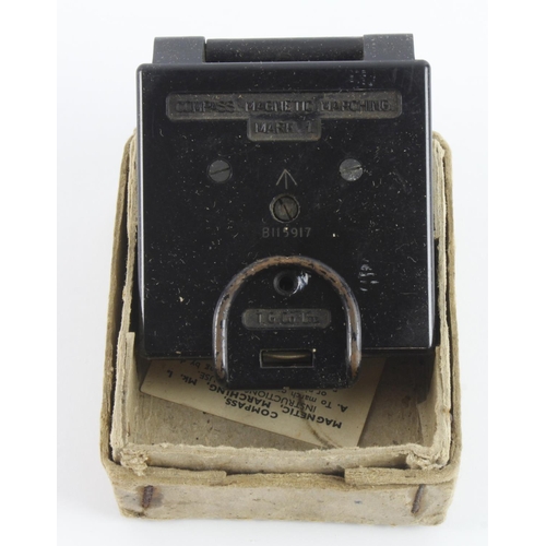 504 - WW2 compass magnetic marching MK 1 in its original box of issue.