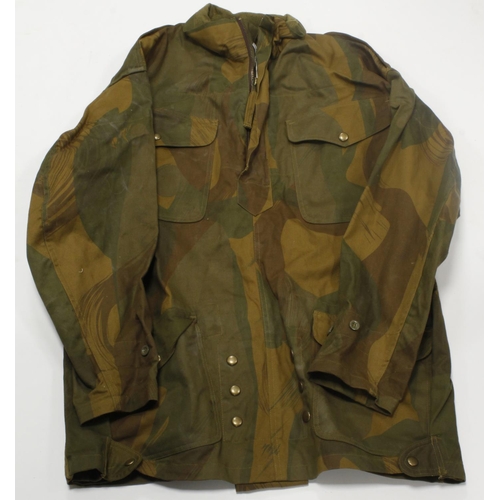 518 - WW2 Parachute Regiment half zip Denison smock large size, 1944 dated label, possibly a very good cop... 