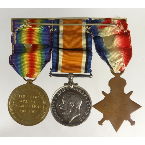 650 - 1915 Star Trio (726 Gnr L Round RGA), pair named (Lieut L B Round). Wounded in Action. Born Netherto... 