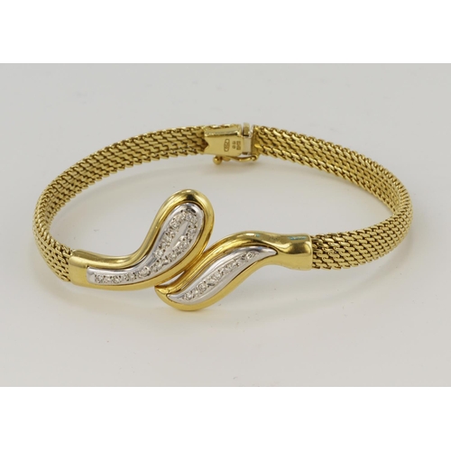 466 - 18ct yellow gold contemporary serpent style diamond bracelet, diamonds highlighted in white gold, TD... 