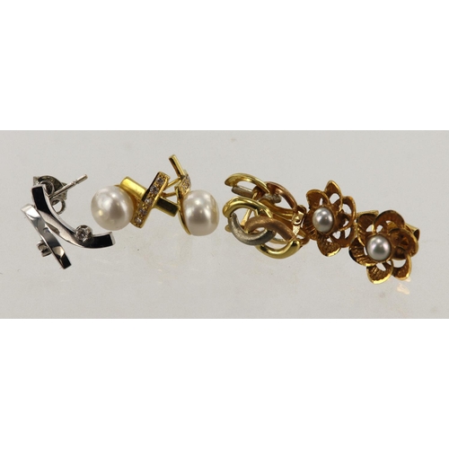 482 - Four pairs of 18ct gold/tests 18ct earrings, stones include diamond, cultured pearl, fresh water pea... 