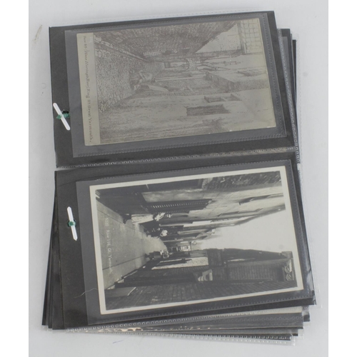 736 - Norfolk, Great Yarmouth: Interesting collection of cards both RP and printed - of the various Rows, ... 