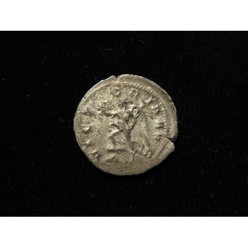 468 - Roman Imperial: Trajan Decius AR Antoninianus, Rome 250 AD, Victory stg. l. rev., RIC 29c. 4.00g. EF... 