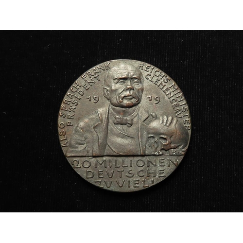 858 - Germany, Post-WWI Political Medal, bronzed white metal d.60.5mm: 