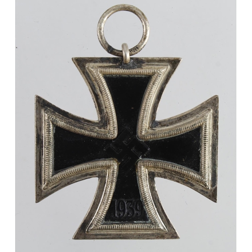 1219 - Germany from a one owner collection, an Iron Cross 2nd class, 3x piece, maker marked ring, full leng... 