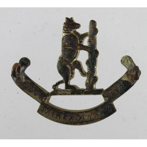 264 - Cap badge 1st Batt. Warwickshire Vol. Regt.