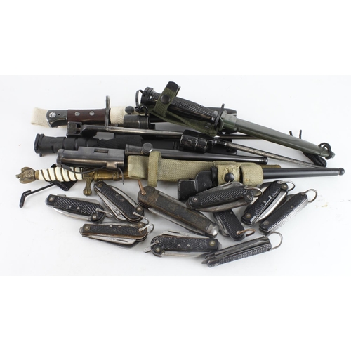 28 - Box containing No5 Bayonet, German Navy Dagger, Sten Bayonet, 2x M16 bayonets plus qty of clasp kniv... 