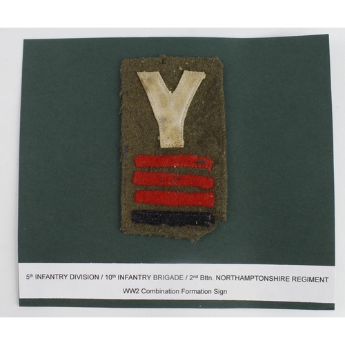 280 - Cloth Badge: 5th Infantry Division / 17th Infantry Brigade / 2nd Battalion Northamptonshire Regiment... 