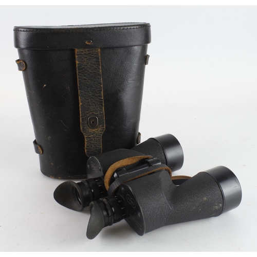 524 - WW2 US Navy 7x50 binoculars in lovely condition made by SARD New York in their black leather case.