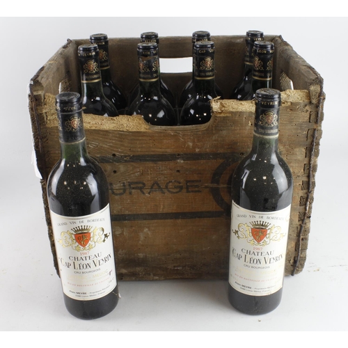 532 - Chateau Cap Leon Veyrin. Twelve bottles of Chateau Cap Leon Veyrin 1987, buyer collects or arranges ... 