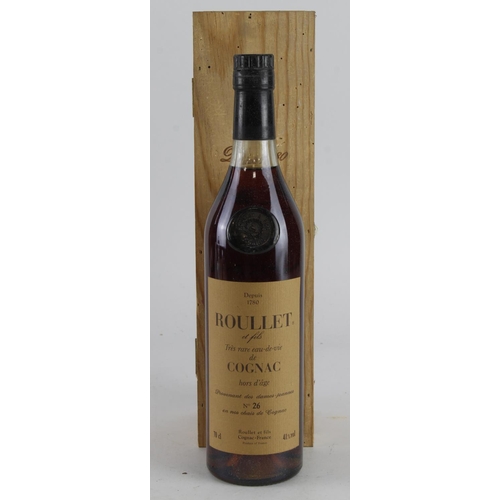 543 - Roullet. One bottle of Roullet Tres rare eau-de-vie de Cognac Hors d'age provenant des dames-jeannes... 