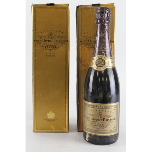 548 - Veuve Clicquot. Two bottles of Veuve Clicquot Ponsardin Vintage Reserve Champagne 1989, both in orig... 