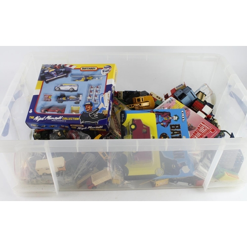 68 - Diecast. A large quantity of diecast models, including Matchbox, Dinky, etc. (buyer collects)