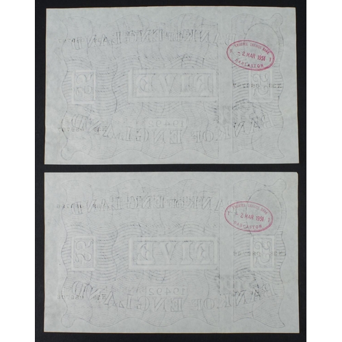 105 - Beale 5 Pounds (B270) dated 17th May 1949 (2), a consecutively numbered pair from a group of 8 conse... 