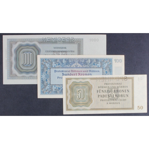 612 - Bohemia & Moravia (3), 50 Korun SPECIMEN dated 25th September 1944, serial S.19A 074067 (BNB B110as1... 