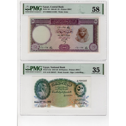 688 - Egypt (2), 5 Pounds dated 1964 signed Zendo, serial 060025 D/298 (BNB B306a, Pick40) in PMG holder g... 