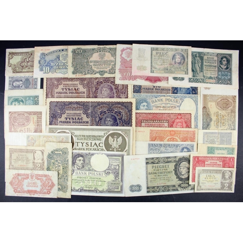 840 - Poland (28), a group of early issues 1919 - 1946, including 1, 2, 5, 10, 20 and 100 Zlotych dated 19... 