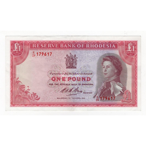 858 - Rhodesia 1 Pound dated 14th October 1968, portrait Queen Elizabeth II at right, serial K/29 179617 (... 