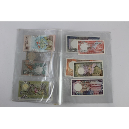 899 - Sri Lanka & Ceylon (15), Ceylon 10 Cents and 1 Rupee dated 1942, Sri Lanka 2 Rupees 1972 and 1974, 5... 