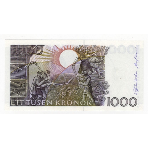 903 - Sweden 1000 Kronor dated 1992, serial 2401220293 (BNB B149d, Pick60a) Uncirculated