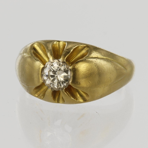 106 - 18ct yellow gold flared band ring set with a single round brilliant cut diamond calculated as weighi... 