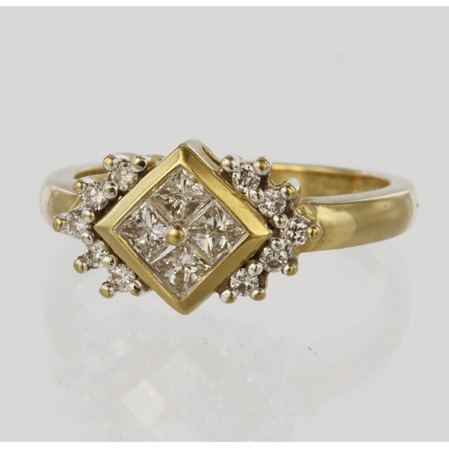 190 - 18ct yellow gold fancy cluster featuring four princess cut diamonds grouped together, with five roun... 