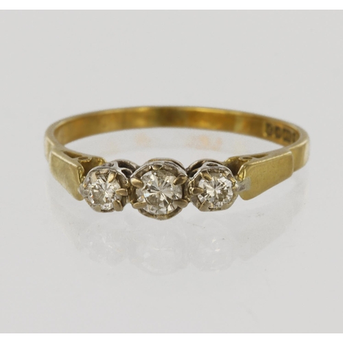 34 - 18ct yellow gold trilogy ring set with three graduated round brilliant cut diamonds with an estimate... 