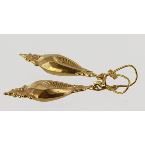 483 - 9ct yellow gold hollow drop earrings with continental fittings, length of drop approx. 30mm, weight ... 