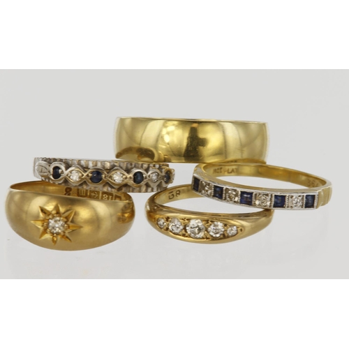 487 - Five 18ct rings to include flared band ring set with a single round old cut diamond weighing approx.... 