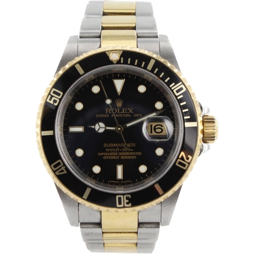 551 - Rolex Oyster Perpetal Date Submariner stainless steel and gold cased gents wristwatch, ref. 16613LN,... 